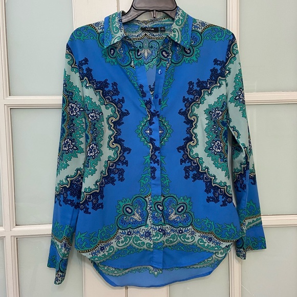 🌸3 for $15🌸 Apt. 9 Button Up Blouse - Picture 3 of 6